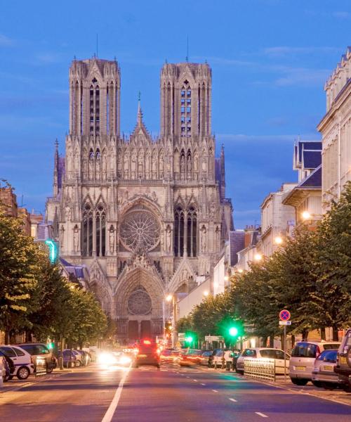 District of Reims where our customers prefer to stay. 