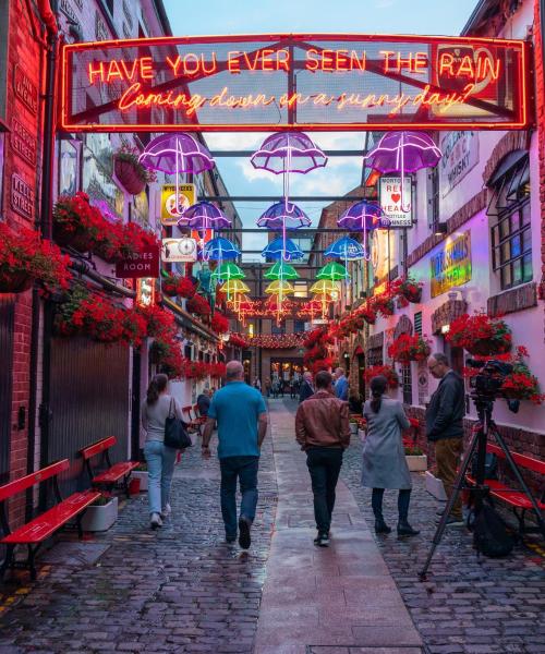 Čtvrť v destinaci Belfast, kde se naši zákazníci rádi ubytovávají.