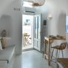 Delta Suites