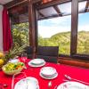 Holiday House Pure Nature