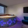 June street Spa apartments