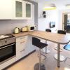 La Perla: Sea View and Pool (family apartment)