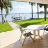 Lake Grassy Inn & Suites