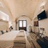 Le Suite Bed