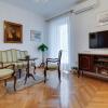 Central Palace Apartment