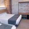 Hostal Paris