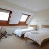 Neuadd Henllan Lodge