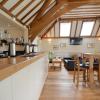 Neuadd Henllan Lodge