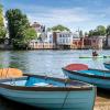 Hampton Court Rd, Molesey, East Molesey, KT8 9BN, England.