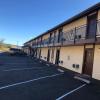 Golden Hills Motel