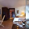 Studio Orient Bay