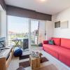 Modern Apartment with Terrace & public Pool