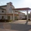 Morgantown Inn & Suites
