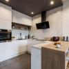 SKY Home- Ilumino Apartment -Centrum, Parking, Klimatyzacja, Dostęp na Kod