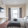 Shirley House 1, Guest House, Self Catering, Self Check in with smart locks, use of Fully Equipped Kitchen, Walking Distance to Southampton Central, Excellent Transport Links, Ideal for Longer Stays