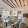 Villa Fullos by Sealand Villas