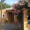CALME VILLA DANS GOLF - PISCINE PRIVEE SECURISEE