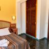 Hostal Illes Pitiüses