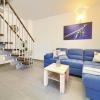 Oak Meadow Apartment