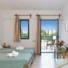 Dionysos Apartments & Studios