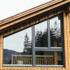 Ferienhaus Alpen Lodge und die Gams