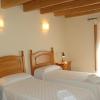 Casa con piscina y vistas a montaña - Cal Solsona
