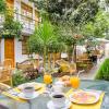El Huerto Hostel
