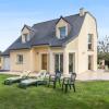Maison de 5 chambres a Saint Cast le Guildo a 800 m de la plage avec jardin clos