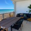 Appartamento con terrazza di 35 mq fronte mare-Wifi-Barbecue