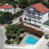Apartments and Rooms Bozena