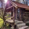 Tinutul Luanei Glamping Resort