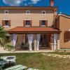 Holiday House Bepina