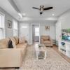 Dave and Busters, Outlets, Convention Center across street w Parking - Sleeps 15