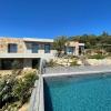 Splendide villa d'architecte vue sur la baie de Pinarellu