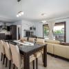 Villa Luna Tinjan, Pool and Wellness