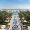 Crescent West, Palm Jumeirah, Dubai, United Arab Emirates.