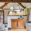 Stunning Home In Quettehou With Wifi