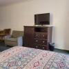 Emerald Inn & Lounge