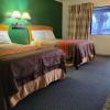 Emerald Inn & Lounge