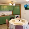 Stone Way Apartment