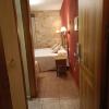 hostal Decerca Prádena