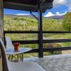 Hill House Valiug Crivaia