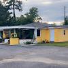 LAMPLIGHTER INN