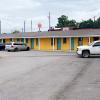 LAMPLIGHTER INN