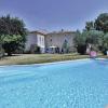 Amazing Home In Clon Dandran With Kitchen