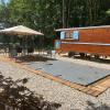 Luxury caravan for 6 people - private swimming pool