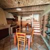 Casa rustica con terrazza e barbecue