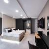 COCO SUITES