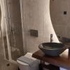 Leone suites