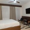 Leone suites